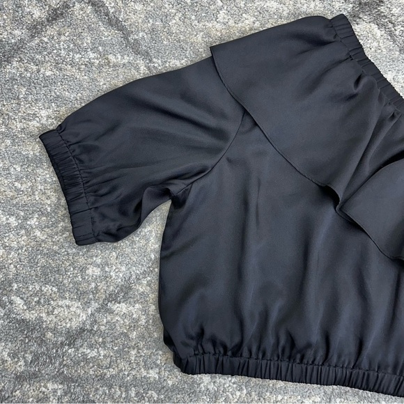 Express women one shoulder ruffle satin cropped top XL black pirate renaissance - Picture 6 of 10